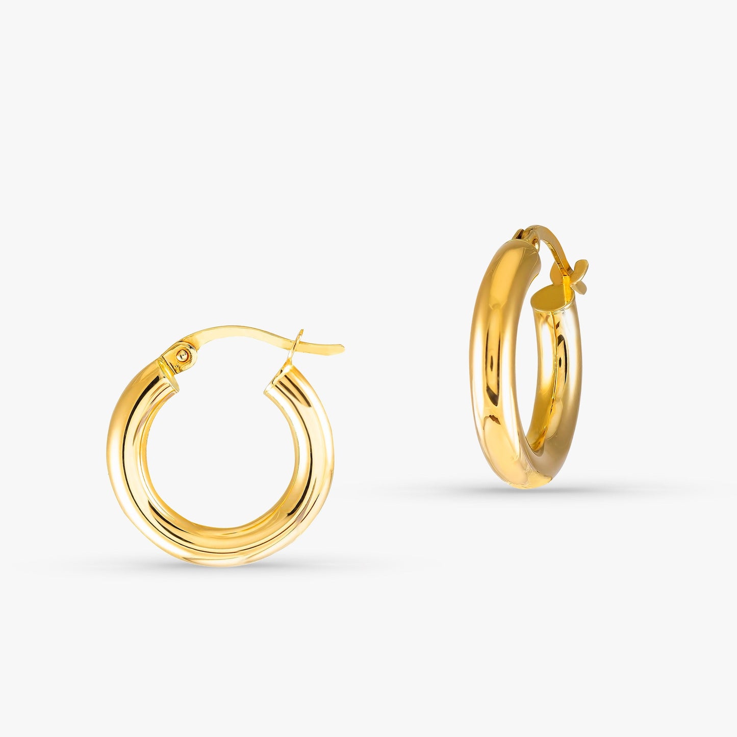 Plain Hoop Earrings In 14K Gold-1